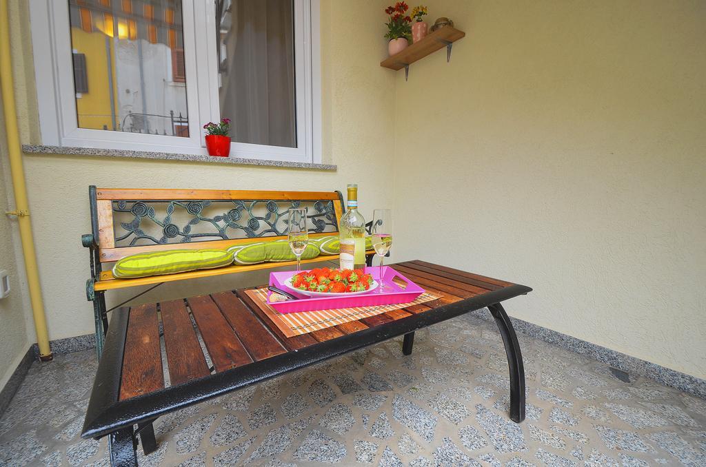 E&E Apartment Arena With Free Private Parking Пула Екстериор снимка